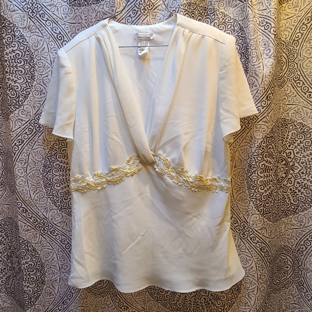 Dressbarn‎ Woman Blouse Women 18W Ivory Vintage Crepe Applique Trim 9618